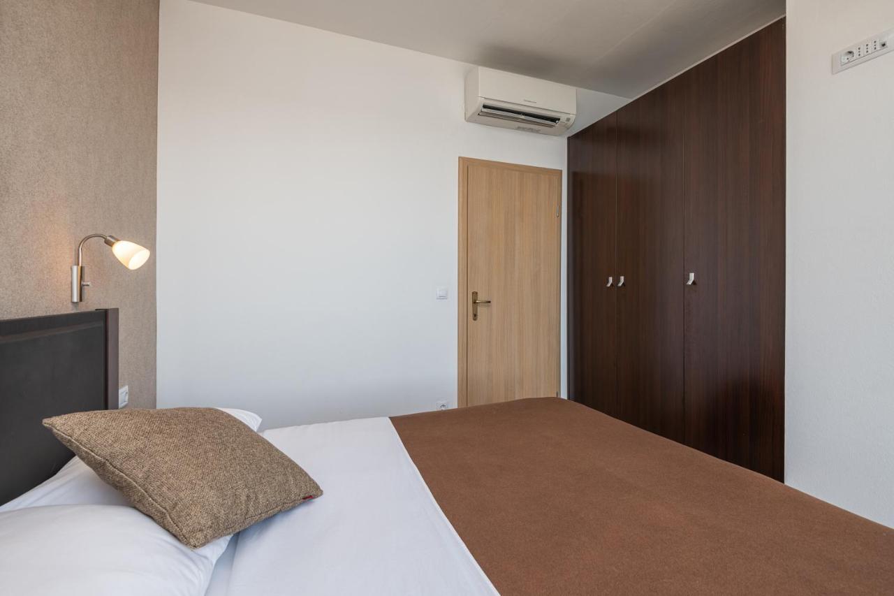 קאבטאט Apartments Didan מראה חיצוני תמונה