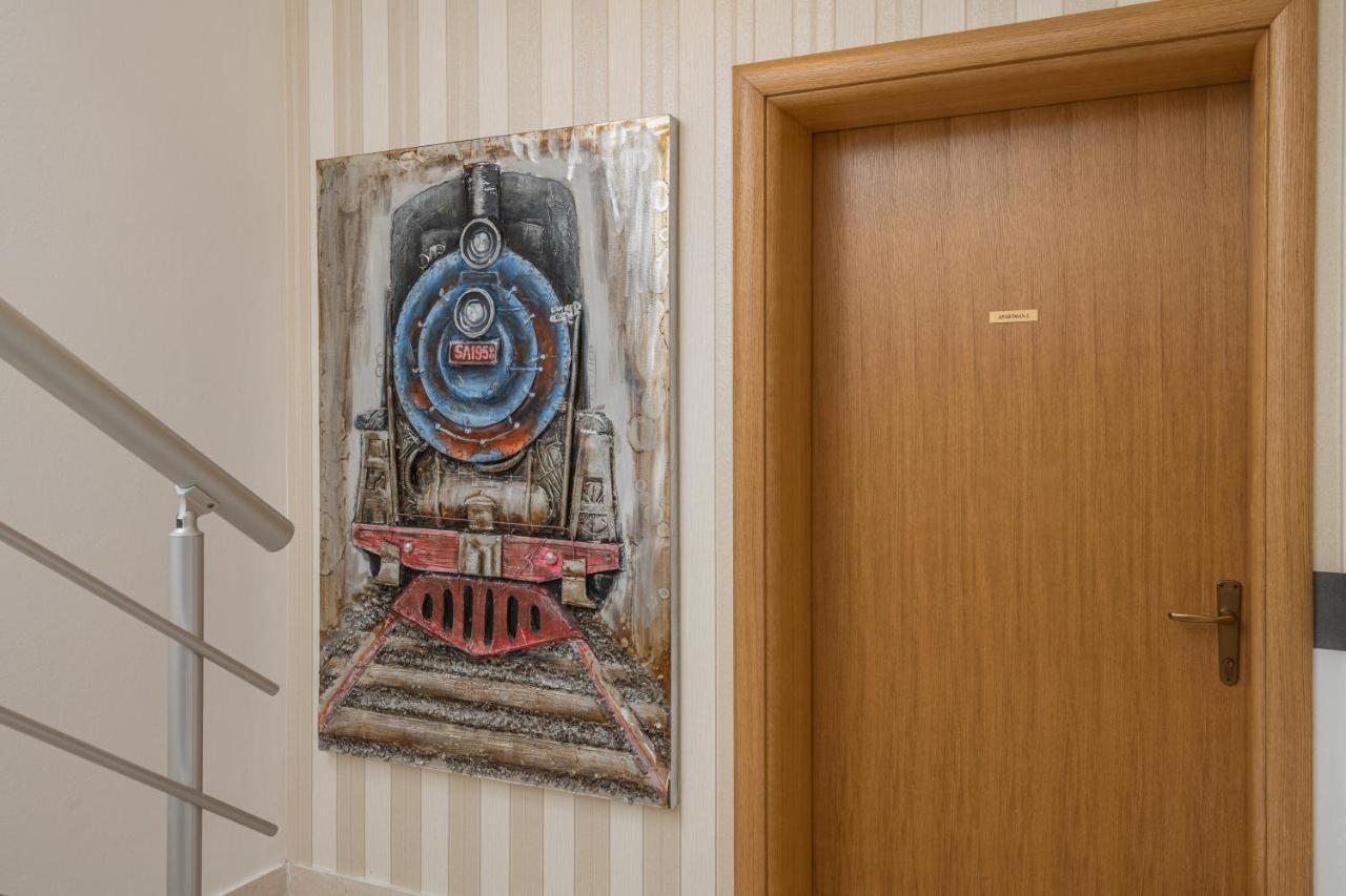 קאבטאט Apartments Didan מראה חיצוני תמונה